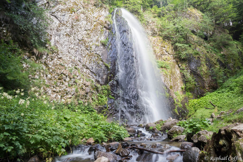 La grande cascade du Queureuilh au Mont Dore