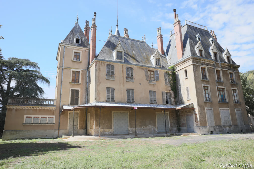 Urbex au Château Roger Andermatt