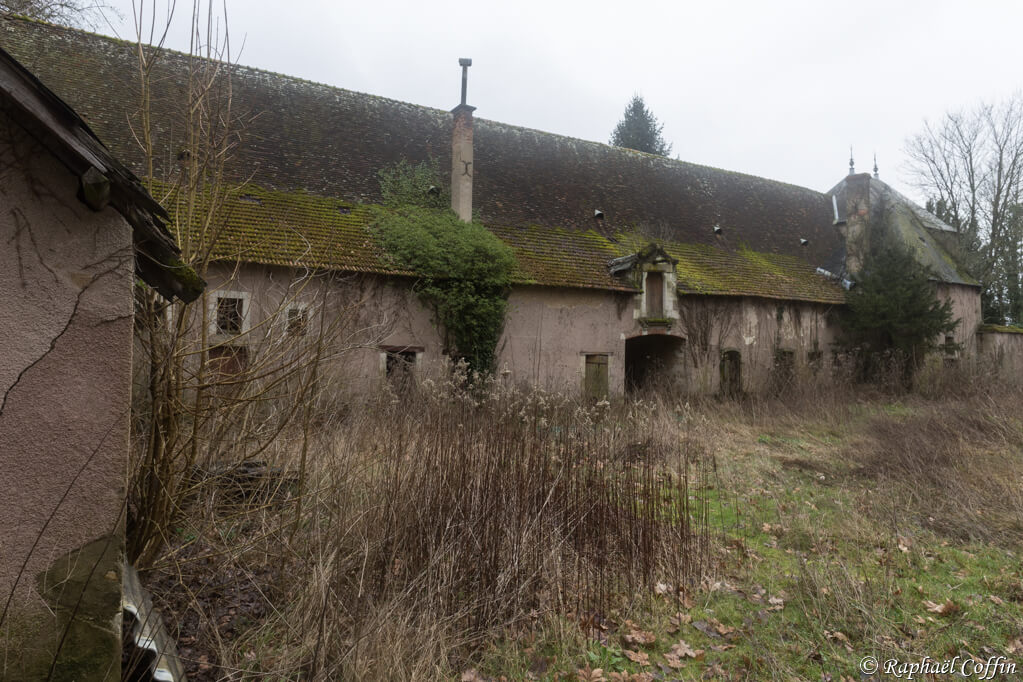 Dépendances du château de Villedieu-Sur-Indre