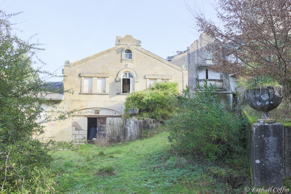 Château abandonné Nouvelle-Aquitaine.