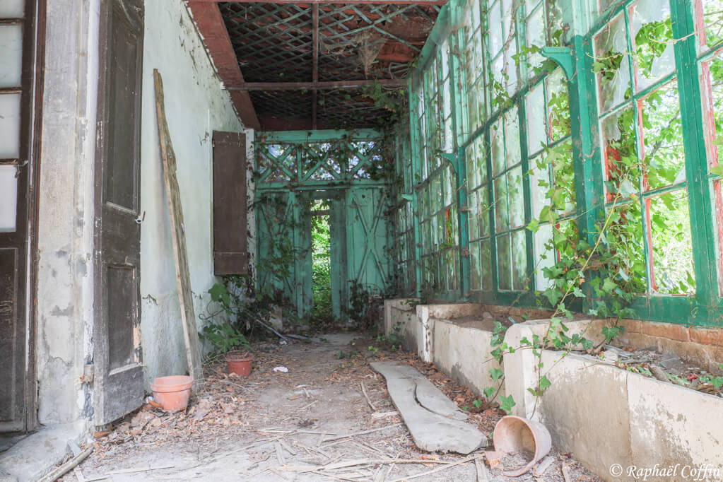 Villa abandonnée près de Carcassone