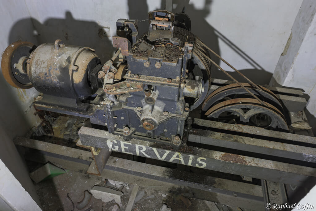 Gervais ancienne machine mystérieuse