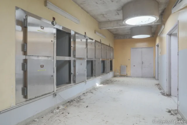 📍 Hôpital gardiennageExploration disponible sur mon site, lien dans ma bio.#urbex #urbexfrance #urbexoccitanie #rurex #urbexeurope